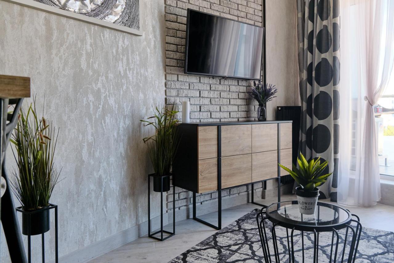 Luxury Apartments Sea View Julymia Одеса Екстериор снимка