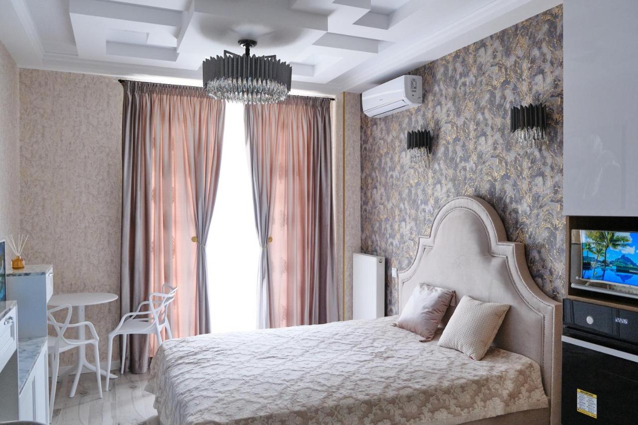 Luxury Apartments Sea View Julymia Одеса Екстериор снимка