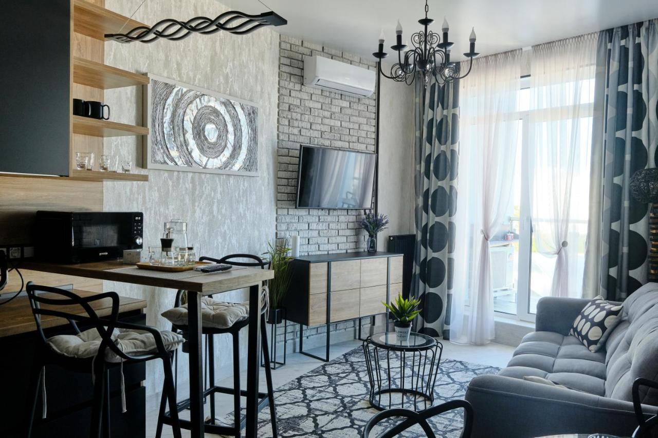 Luxury Apartments Sea View Julymia Одеса Екстериор снимка